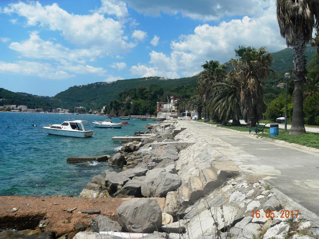 Guest House Villa Zivanovic Herceg Novi Buitenkant foto