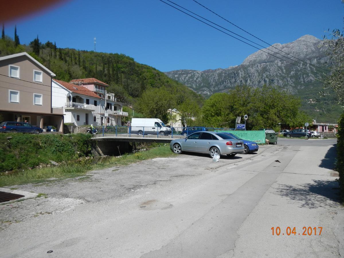 Guest House Villa Zivanovic Herceg Novi Buitenkant foto