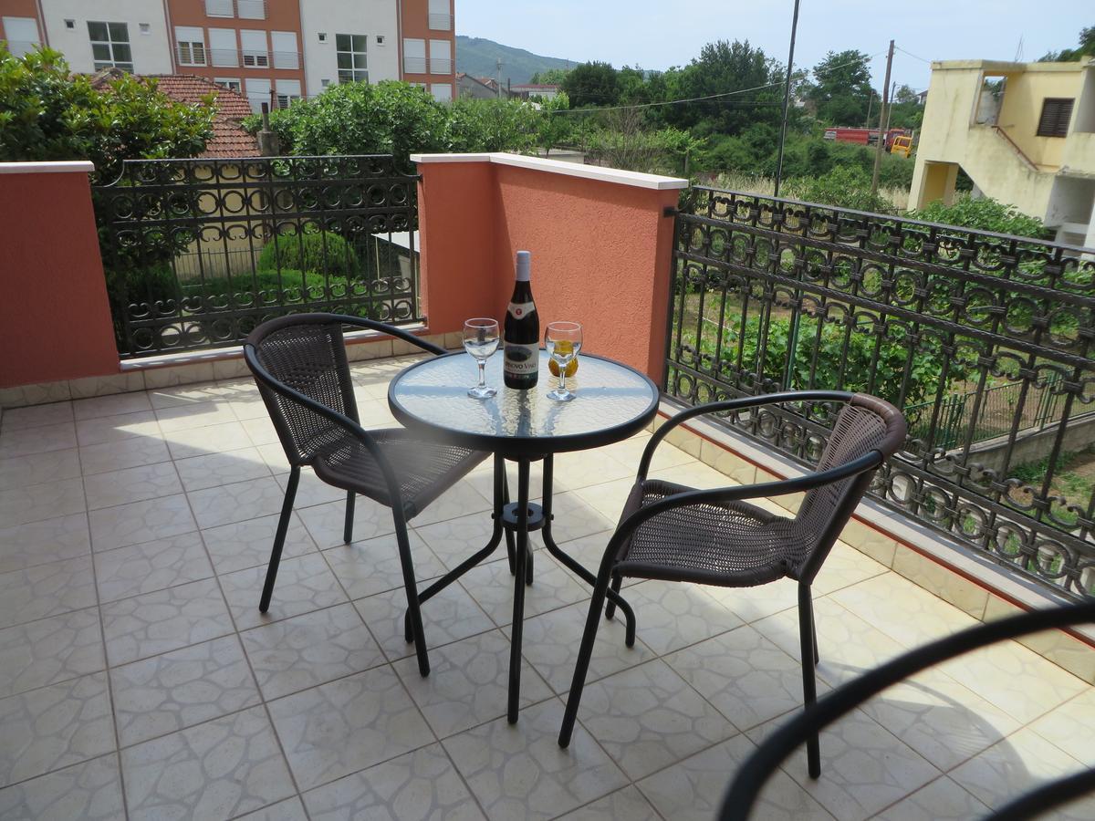 Guest House Villa Zivanovic Herceg Novi Buitenkant foto