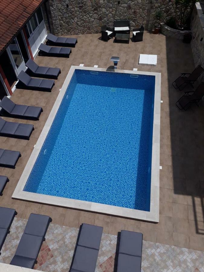 Guest House Villa Zivanovic Herceg Novi Buitenkant foto
